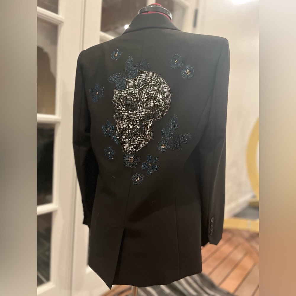 Zadig Blazer with skull and floral details. Stunner!